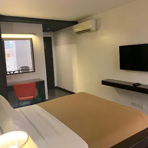 Ritz Astor 2* Makati City